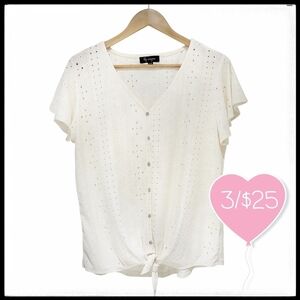 ⭐️3/$25⭐️ Lily Morgan Women's Cream Tie-Front Button Down Flutter Sleeve…